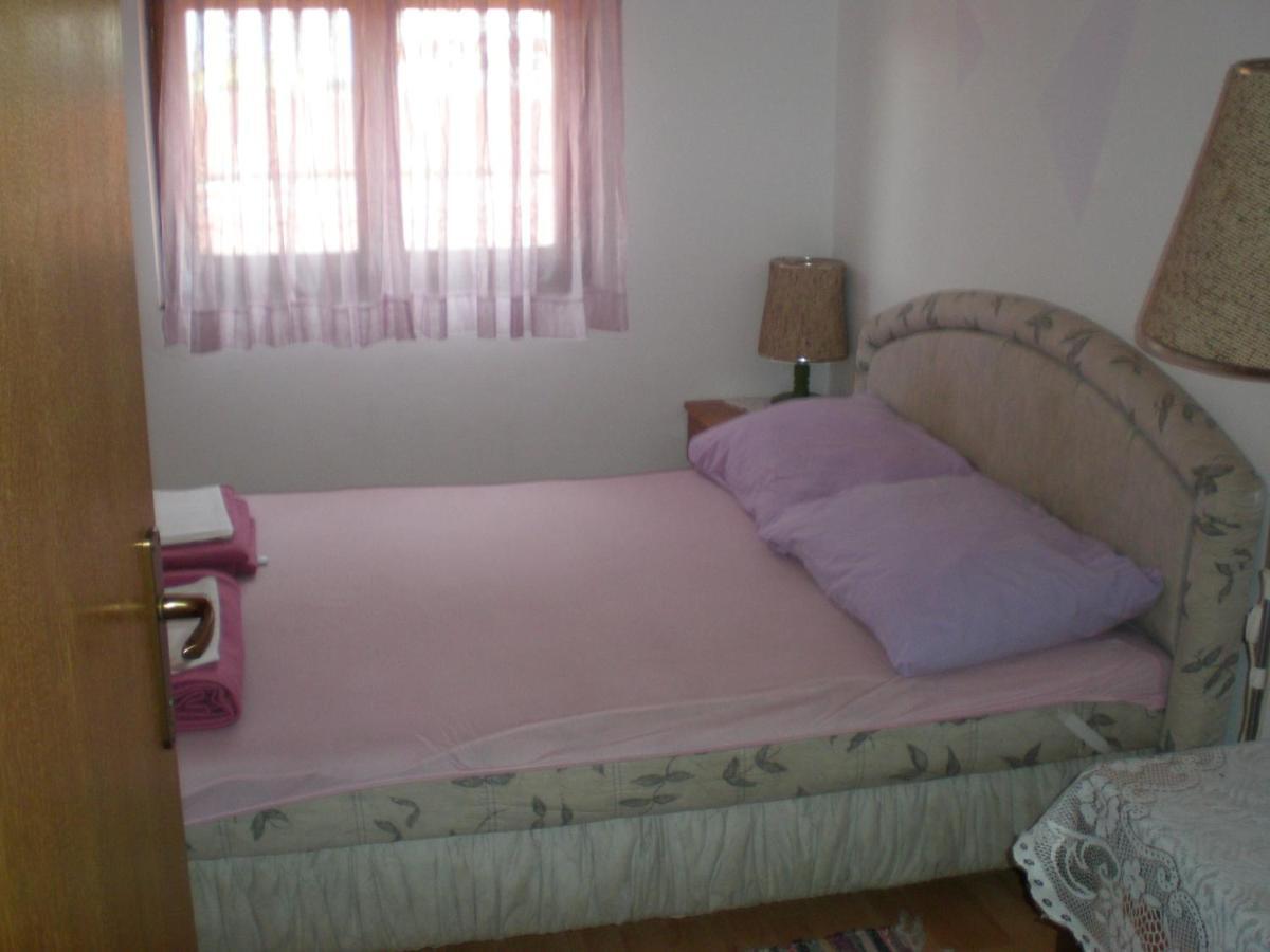 Apartments Pogacic Vir Bagian luar foto