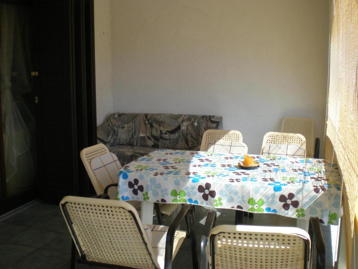 Apartments Pogacic Vir Bagian luar foto